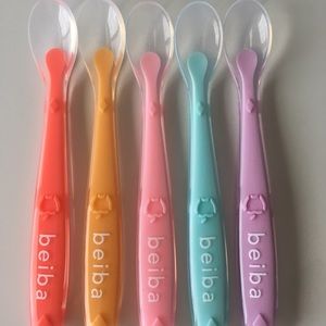 Hey MOMS. Big sale of this cute baby spoons